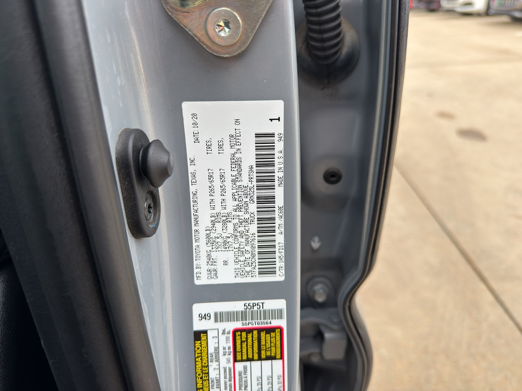 Used 2021 Toyota Tacoma TRD Sport w/ Technology Package RWD image 25