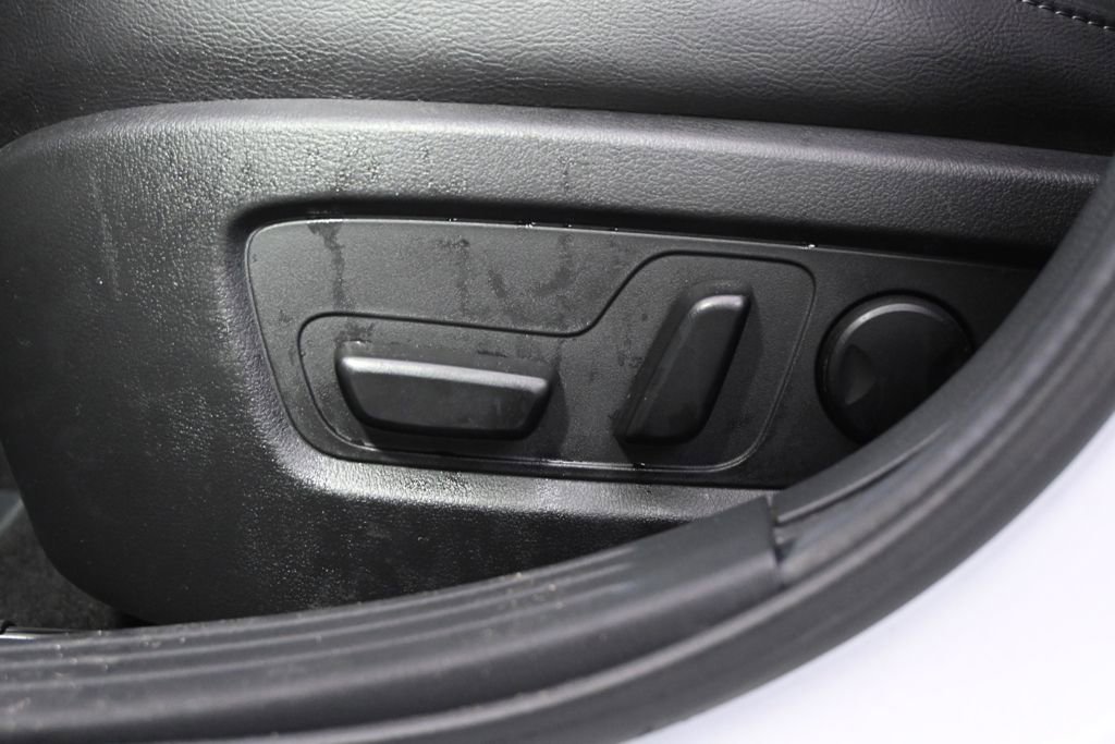 Used 2025 MAZDA CX-50 AWD 2.5 S w/ Premium Plus Pkg image 14