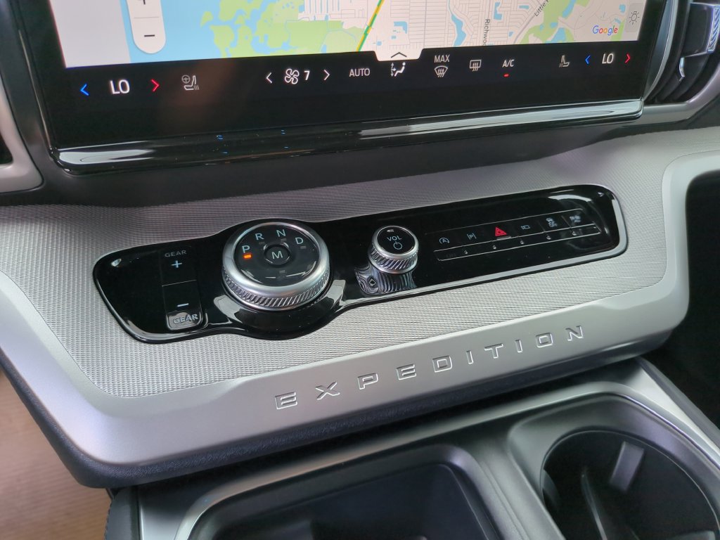New 2026 Ford Expedition Active RWD image 23