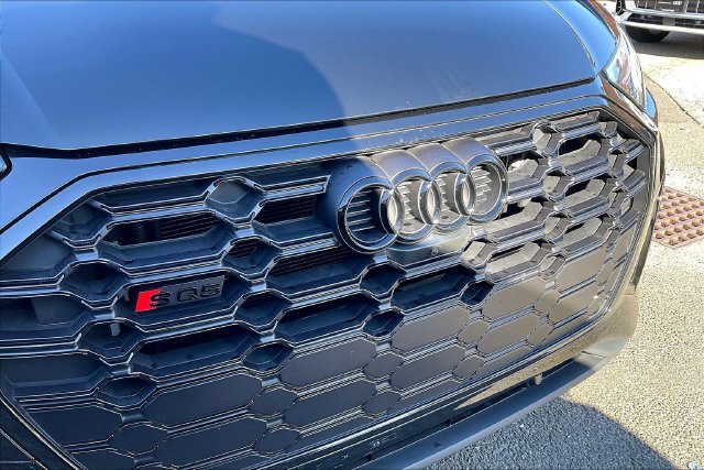 Certified 2024 Audi SQ5 Premium Plus w/ Premium Plus Package AWD/4WD image 30