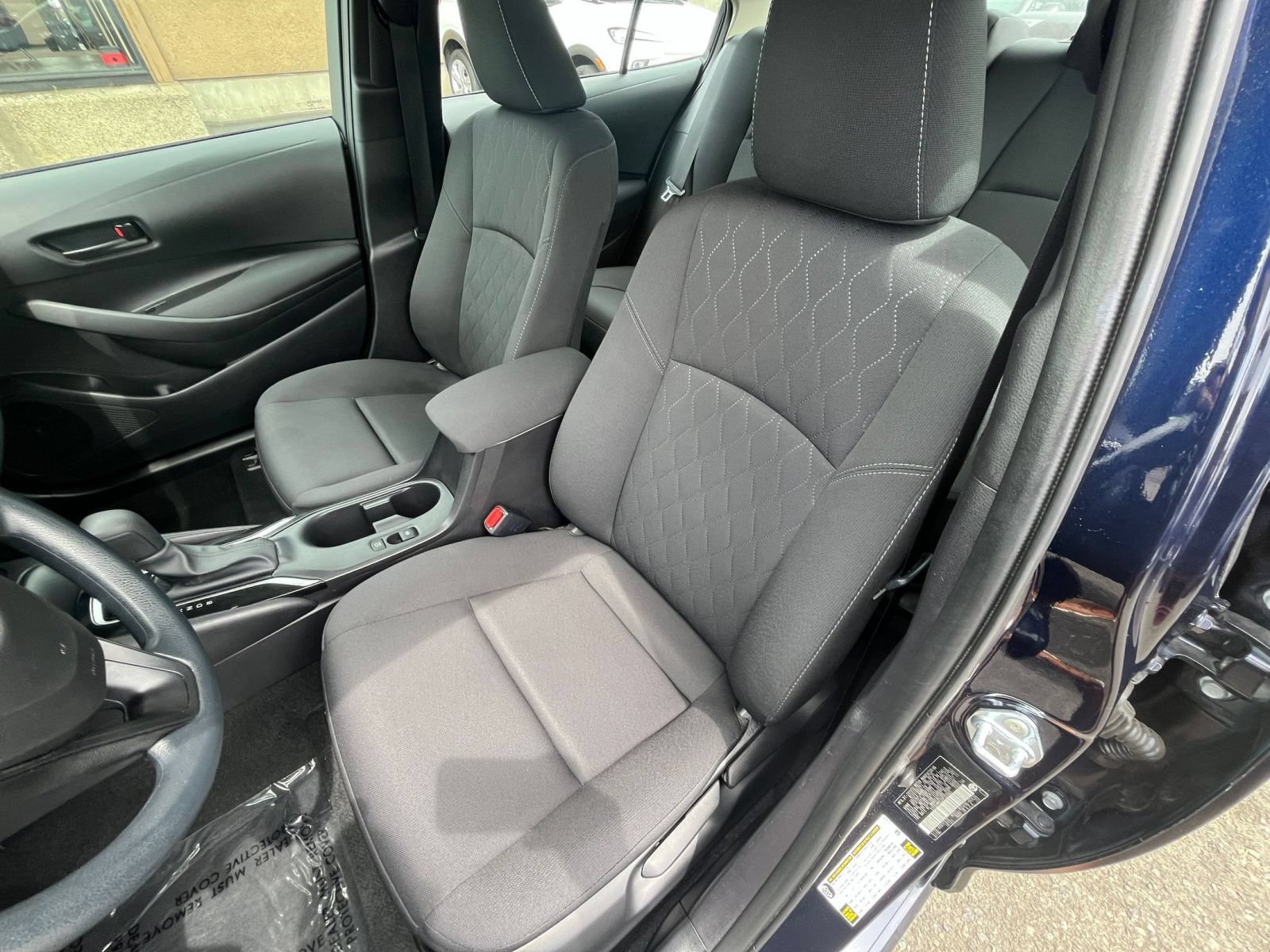 Used 2025 Toyota Corolla LE FWD image 36