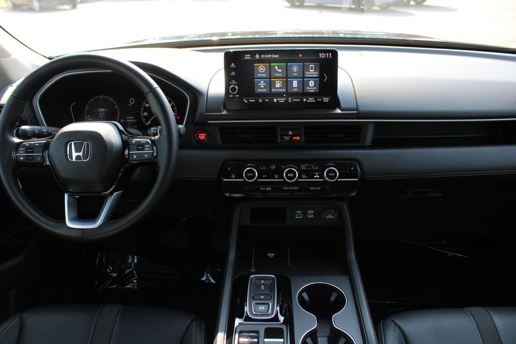 Certified 2025 Honda Pilot EX-L image 16