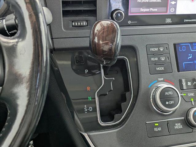Used 2018 Toyota Sienna Limited Premium w/ Outdoor Package AWD/4WD image 13