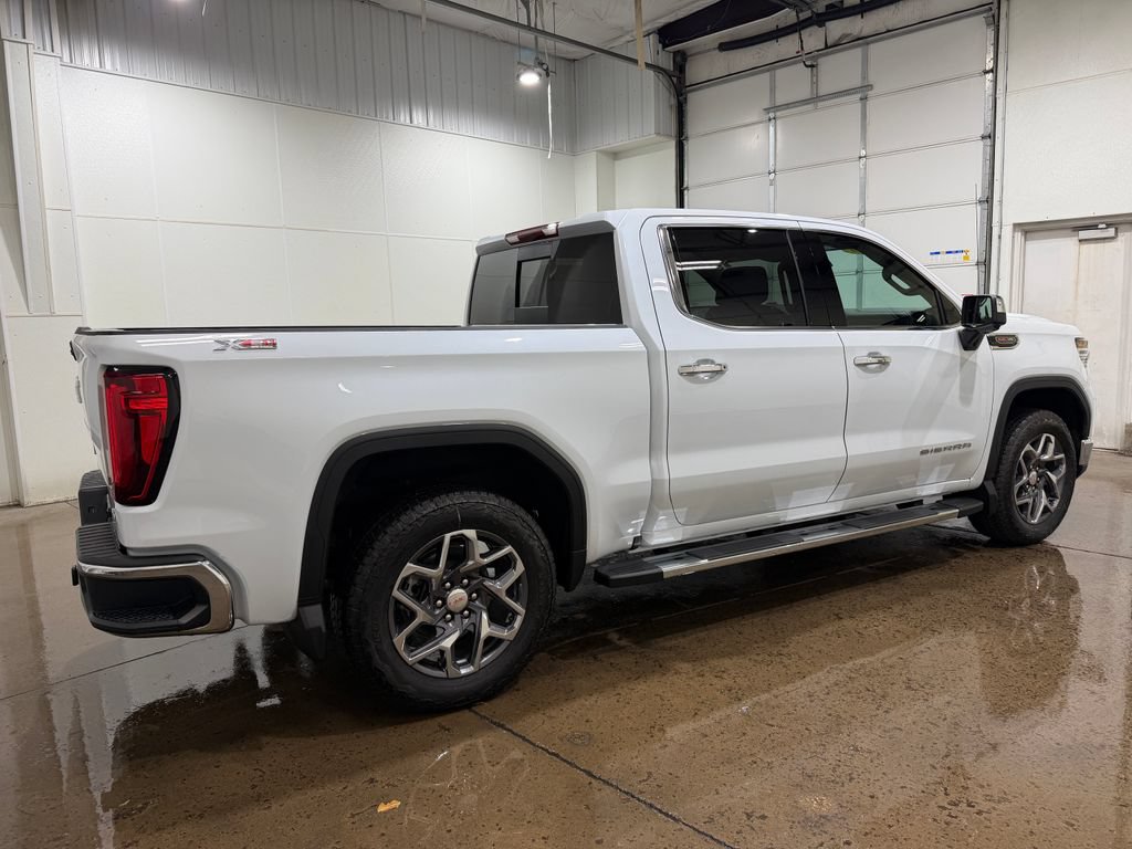 New 2026 GMC Sierra 1500 SLT w/ SLT Premium Package AWD/4WD image 18
