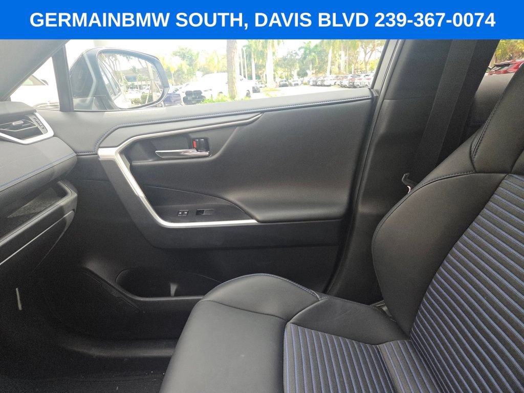 Used 2021 Toyota RAV4 XSE w/ XSE Grade Weather Package AWD/4WD image 40
