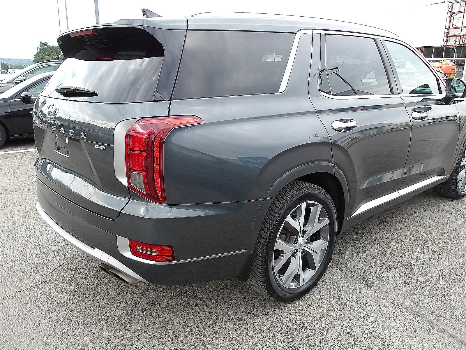 Used 2022 Hyundai Palisade Limited w/ Cargo Package AWD/4WD image 5