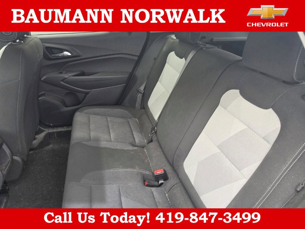 Used 2024 Chevrolet Trax LS w/ LS Convenience Package FWD image 27