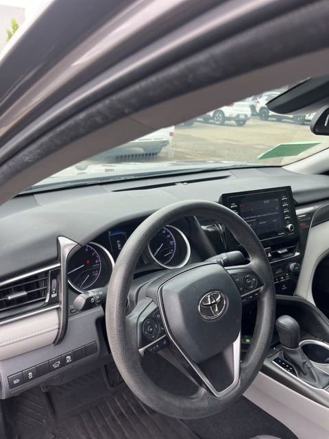 Used 2023 Toyota Camry LE FWD image 10