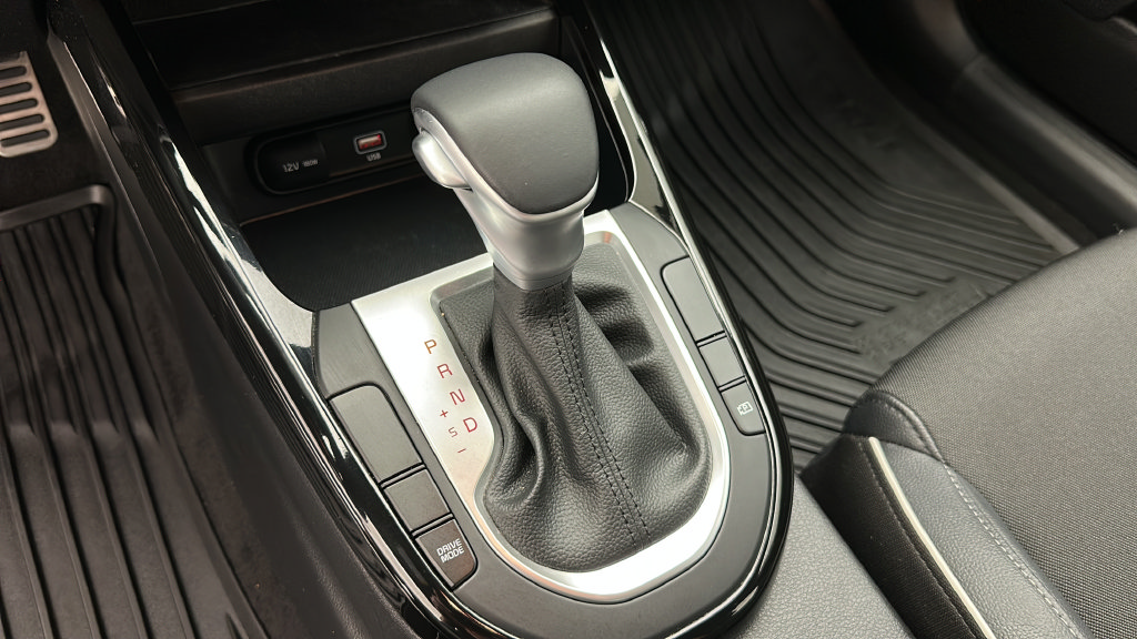 Used 2023 Kia Forte GT-Line FWD image 18