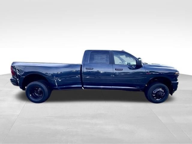New 2026 RAM 3500 Laramie w/ Night Edition AWD/4WD image 8