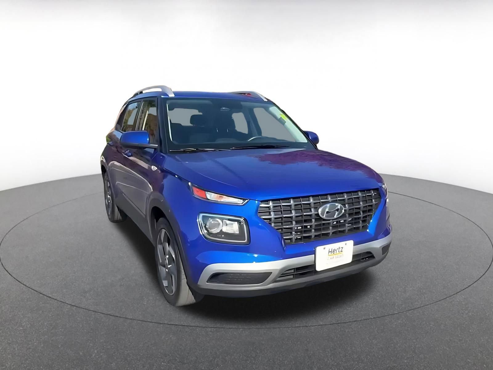 Used 2025 Hyundai Venue SEL image 3