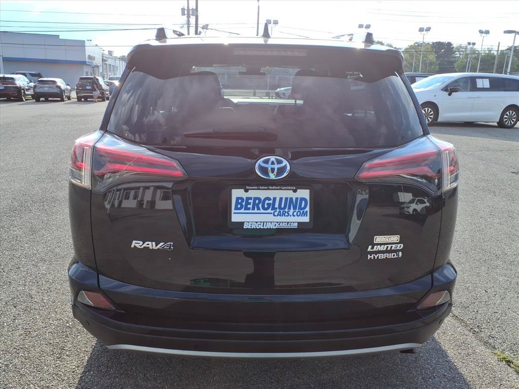 Used 2018 Toyota RAV4 Limited AWD/4WD image 5