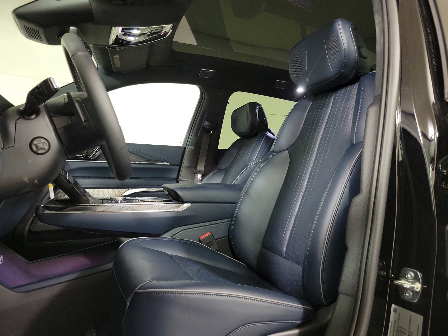 New 2025 Cadillac Escalade IQ Luxury 2 image 10