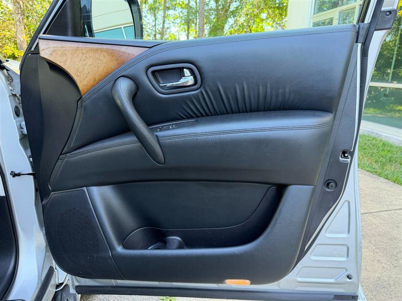 Used 2014 INFINITI QX80 4WD w/ Theater Package image 55