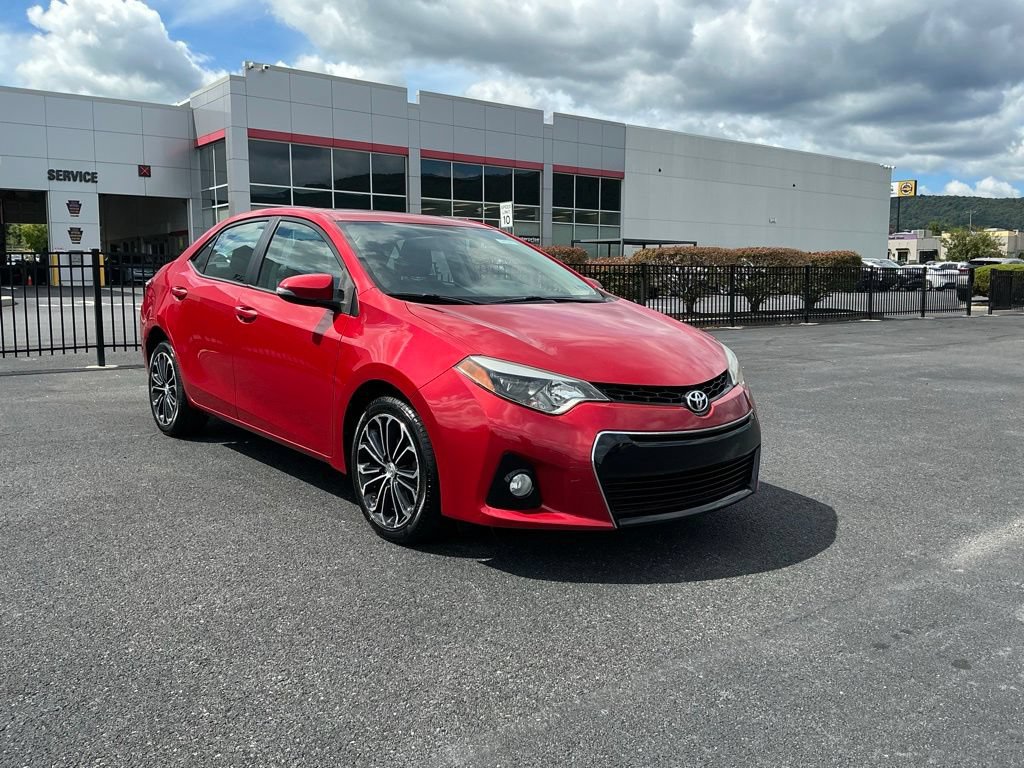 Used 2014 Toyota Corolla S FWD image 3