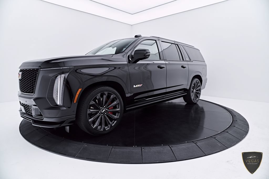 Used 2026 Cadillac Escalade ESV V AWD/4WD image 8