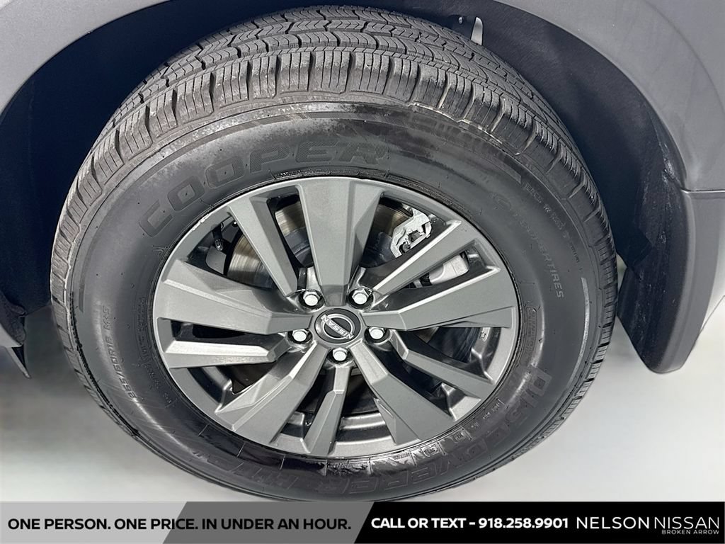 Used 2022 Nissan Pathfinder SV FWD image 30
