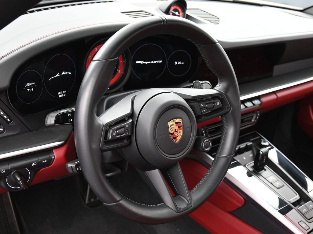 Certified 2022 Porsche 911 Targa 4 GTS image 18