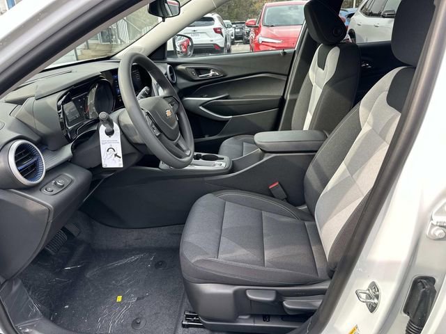 New 2026 Chevrolet Trax LS w/ LS Convenience Package image 9