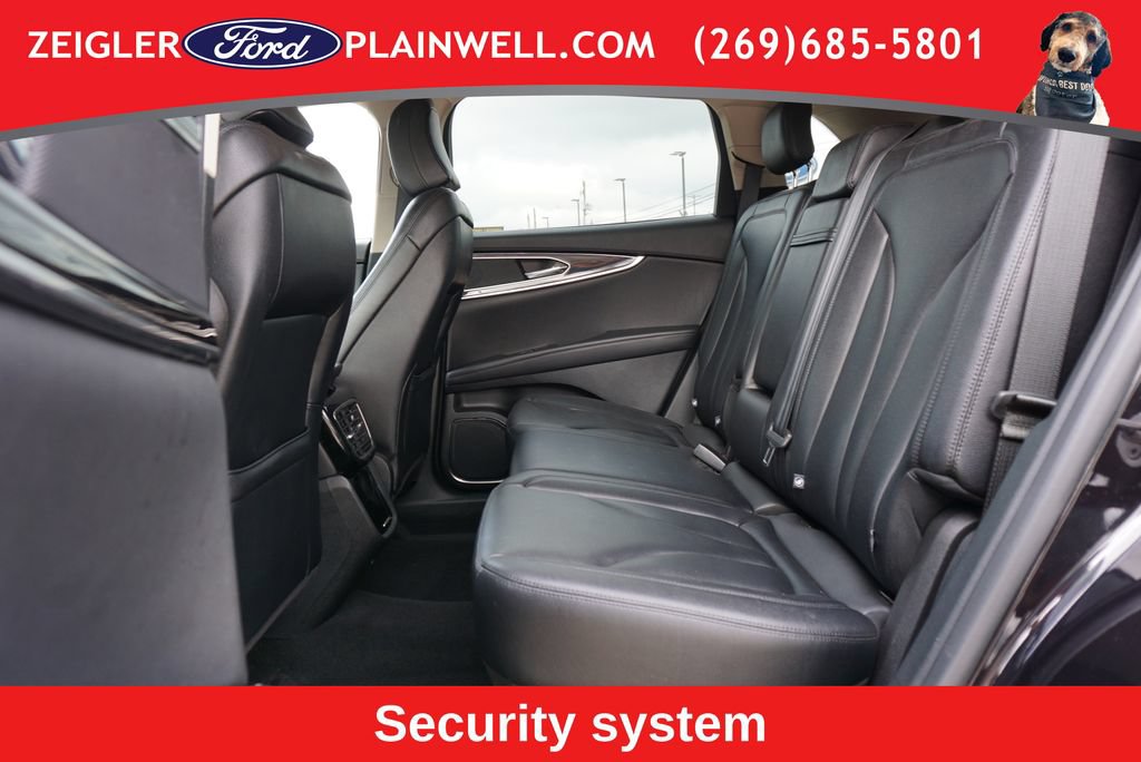 Used 2022 Lincoln Nautilus AWD w/ Premium Package image 13