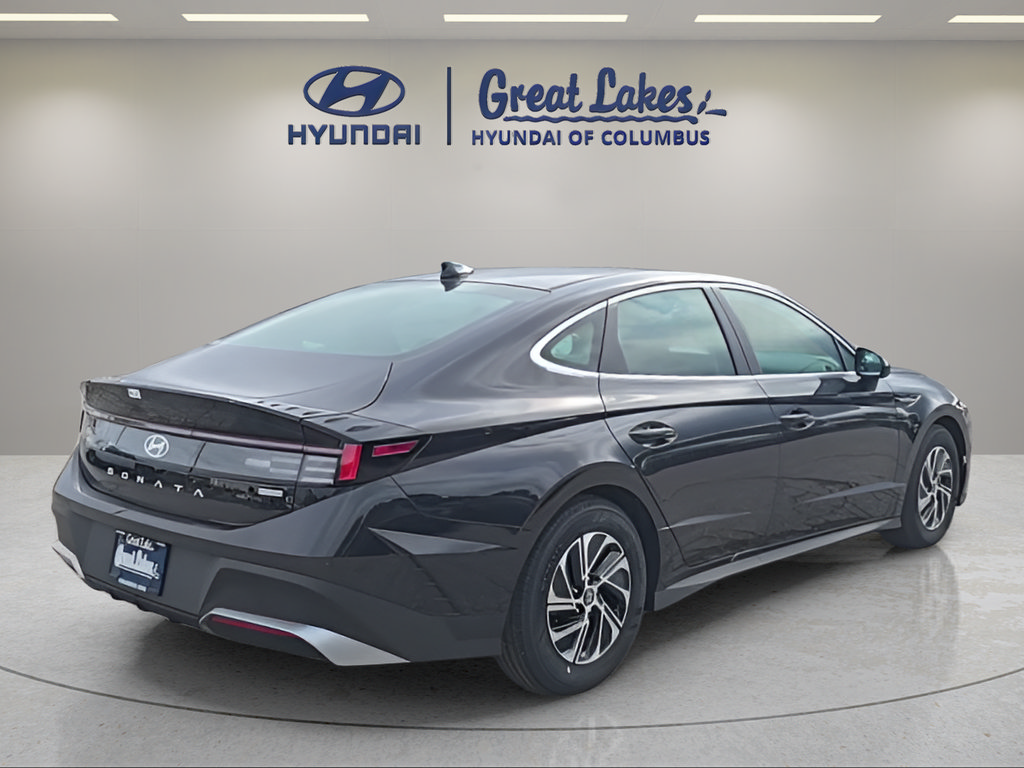 New 2026 Hyundai Sonata Blue FWD image 5