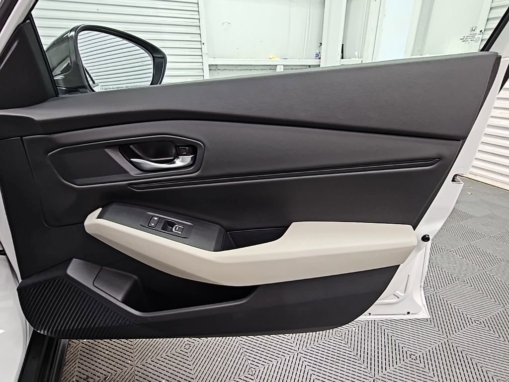 New 2025 Honda Accord SE image 36