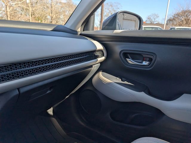 Used 2025 Honda HR-V LX image 24