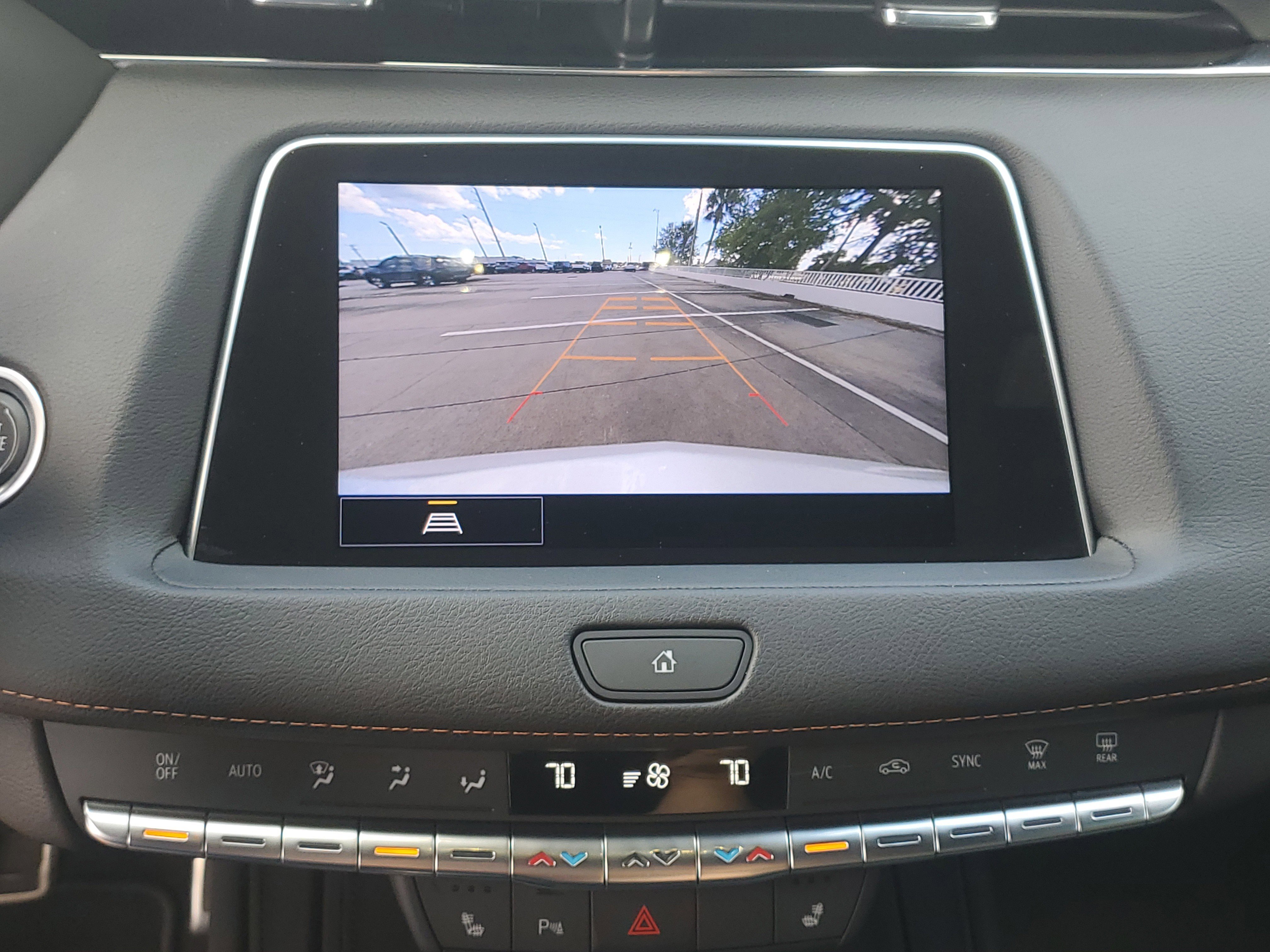 Used 2022 Cadillac XT4 Sport w/ Cold Weather Package image 27