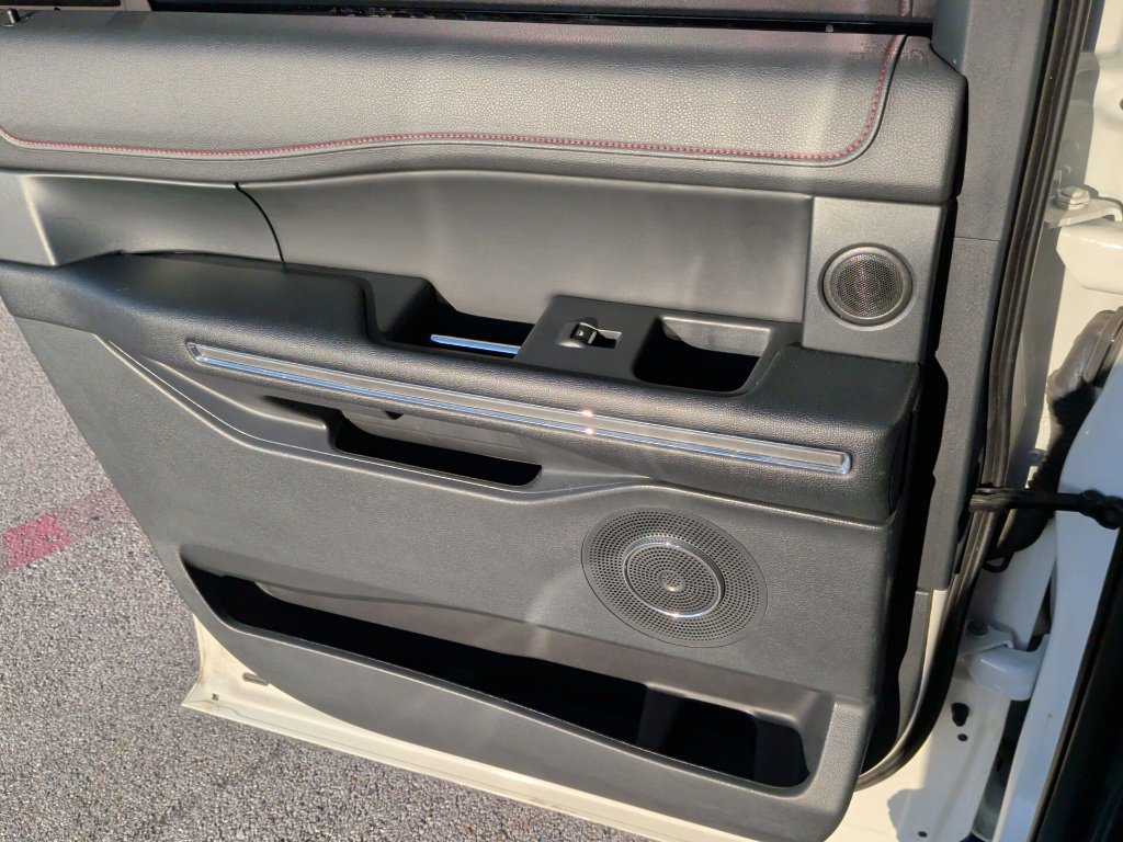 Used 2022 Ford Expedition Max Limited AWD/4WD image 41