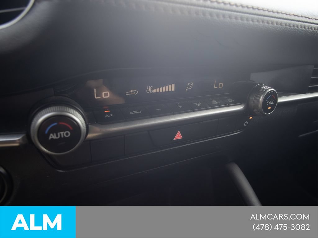 Used 2024 MAZDA MAZDA3 s FWD image 30