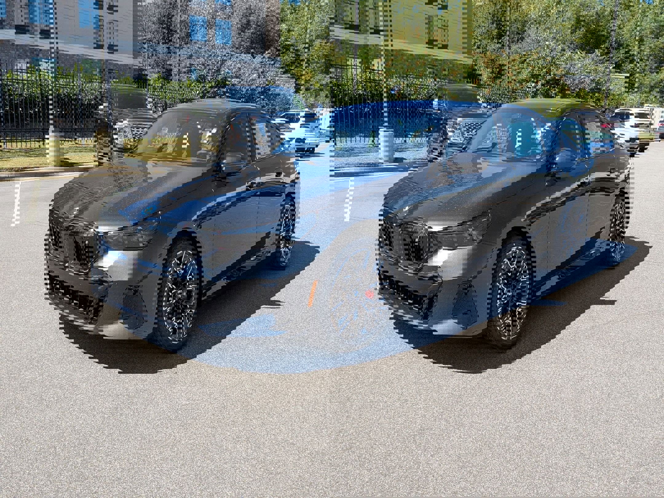 New 2026 BMW i5 eDrive40 w/ M Sport Package image 7