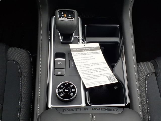 Used 2025 Nissan Pathfinder SV w/ Black Appearance Package image 15