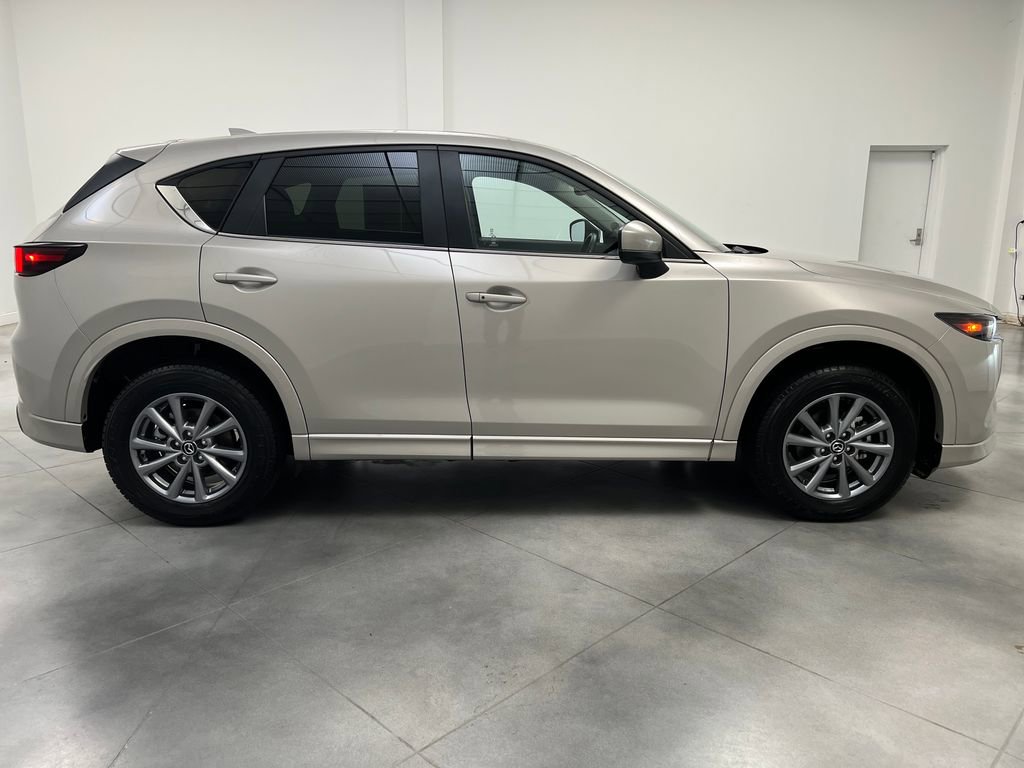 Used 2025 MAZDA CX-5 AWD 2.5 S w/ Preferred Package image 8