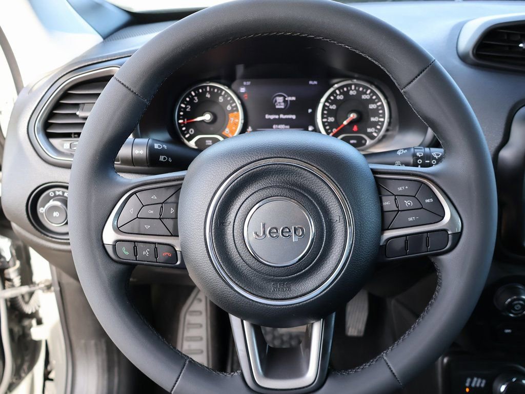 Used 2022 Jeep Renegade Latitude image 27