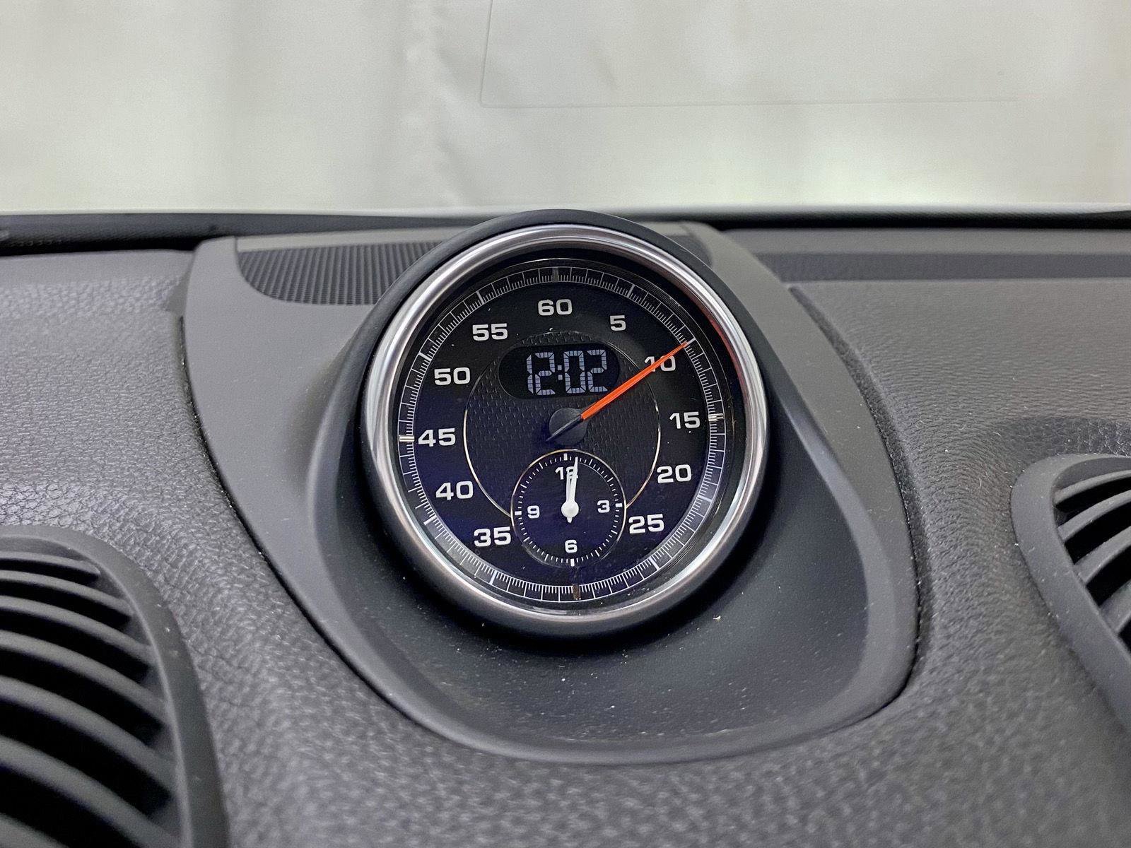 Used 2025 Porsche 718 Boxster w/ Premium Package RWD image 35