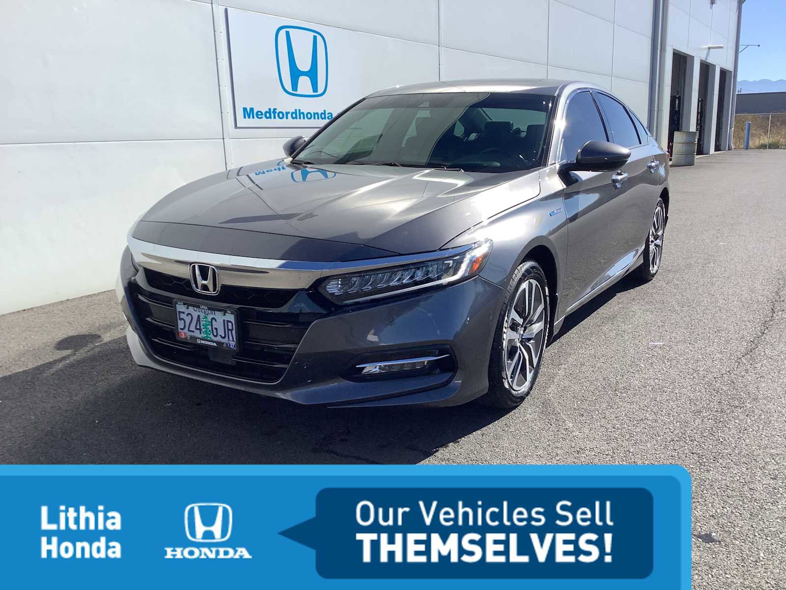 Certified 2020 Honda Accord Touring image 1