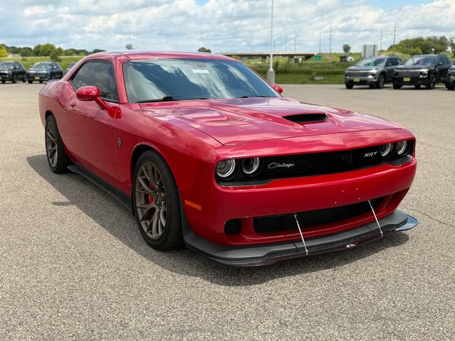 Used 2015 Dodge Challenger SRT Hellcat RWD image 5