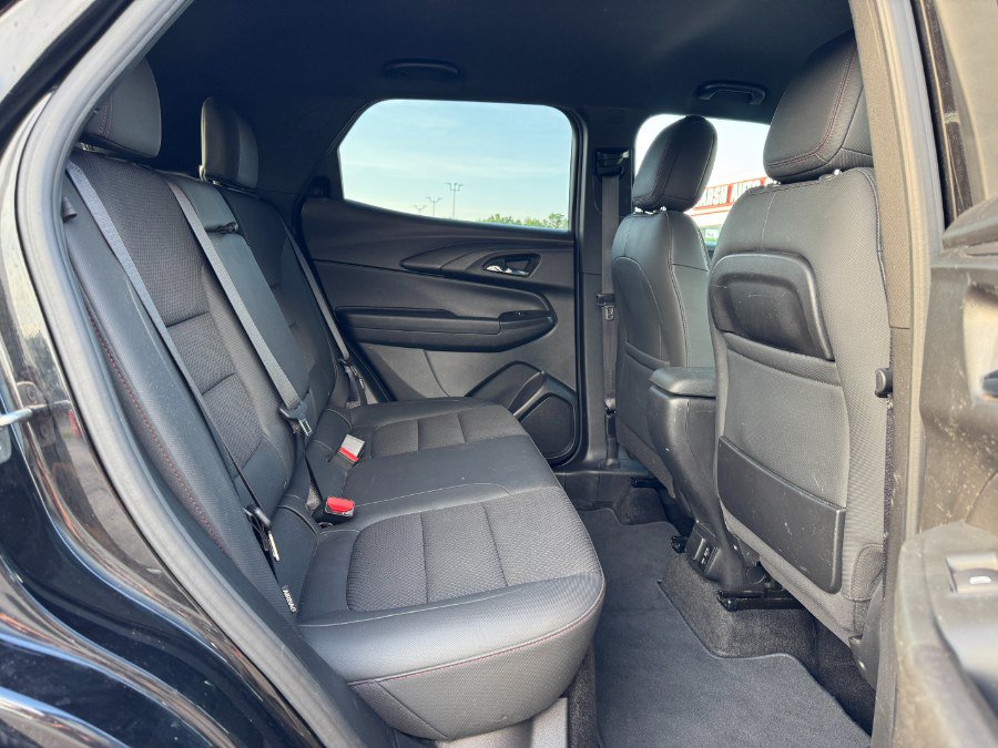 Used 2021 Chevrolet TrailBlazer RS w/ Convenience Package FWD image 18