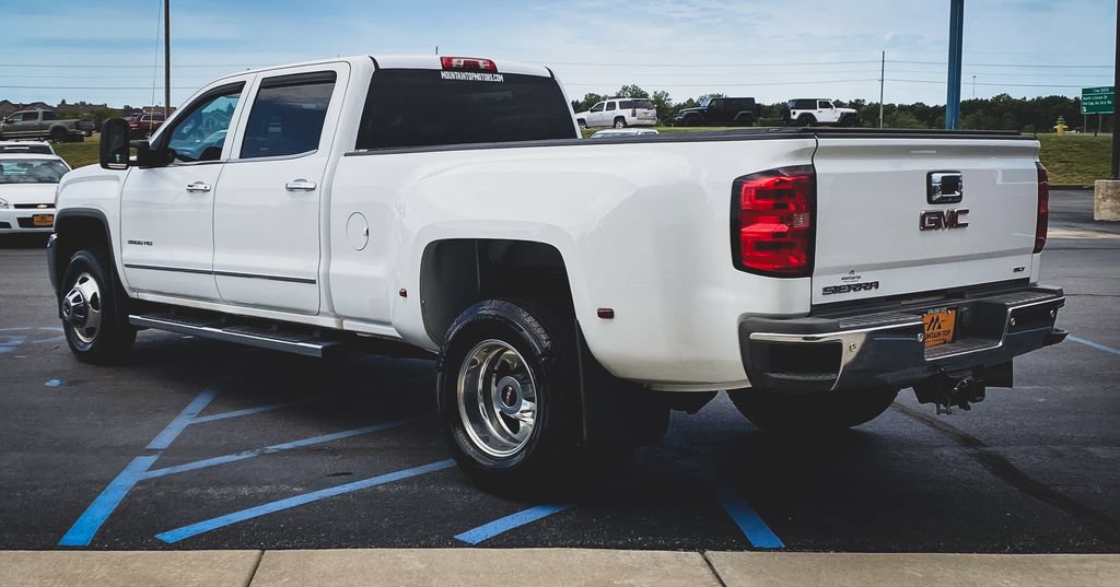 Used 2015 GMC Sierra 3500 SLT AWD/4WD image 24