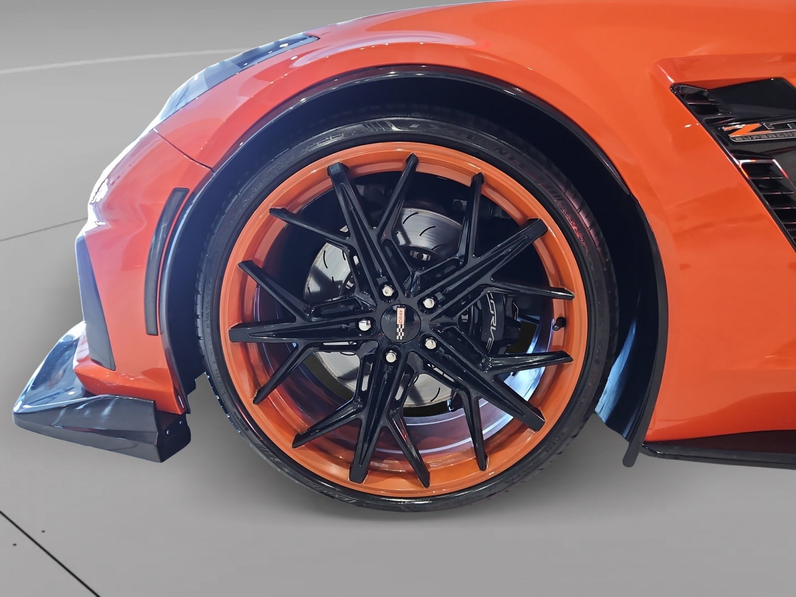 Used 2019 Chevrolet Corvette Z06 RWD image 14