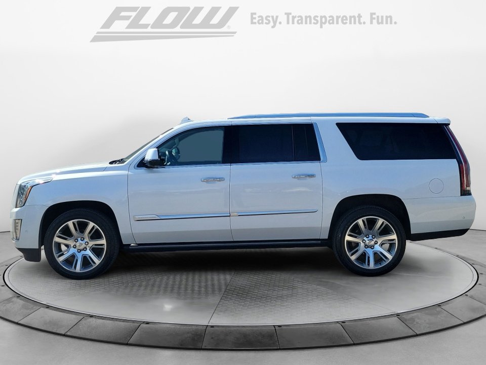 Used 2020 Cadillac Escalade ESV Premium Luxury image 4