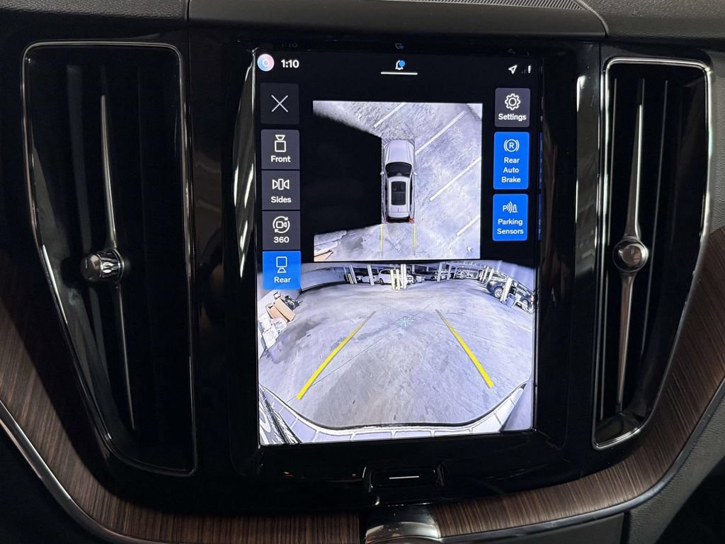 Used 2024 Volvo XC60 B5 Plus w/ Protection Package Premier AWD/4WD image 7