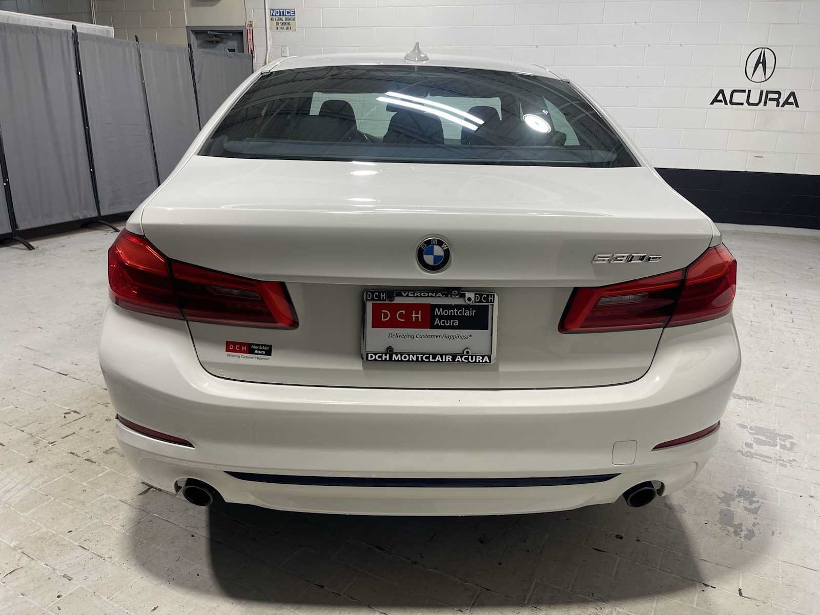 Used 2018 BMW 530e xDrive AWD/4WD image 5