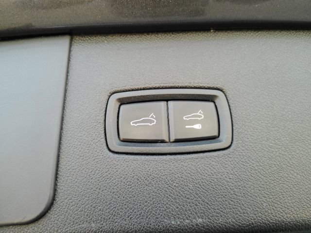 Used 2020 Porsche Cayenne AWD/4WD image 26