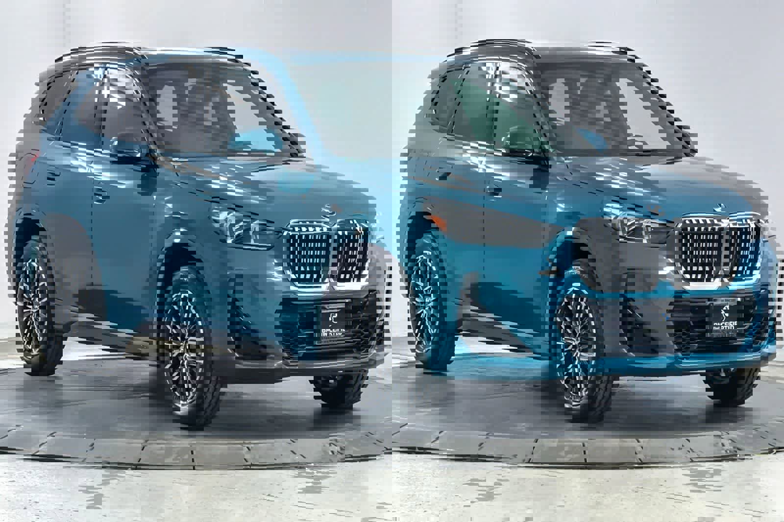 Certified 2023 BMW X1 xDrive28i w/ Premium Package image 9