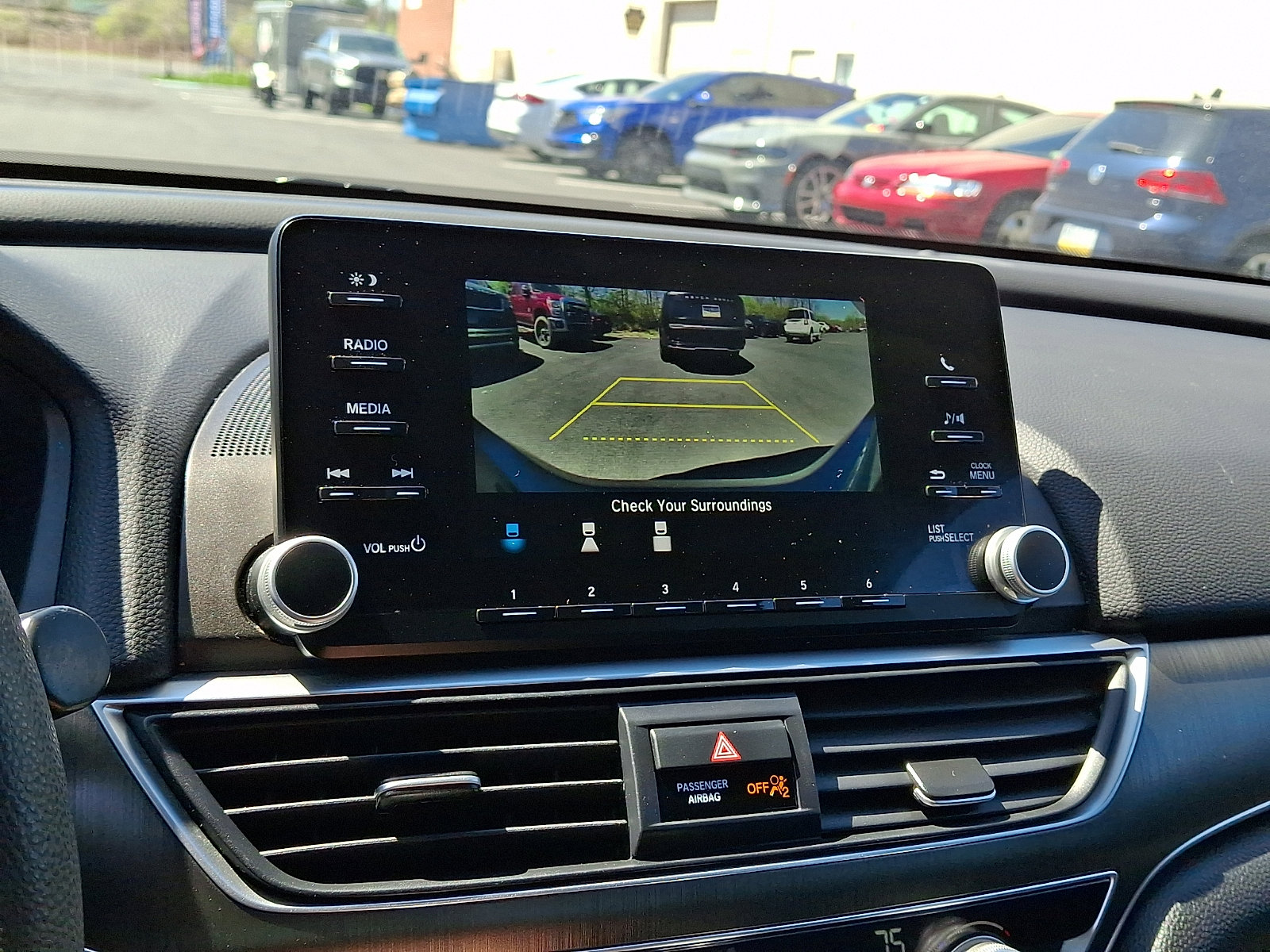 Used 2019 Honda Accord LX image 18