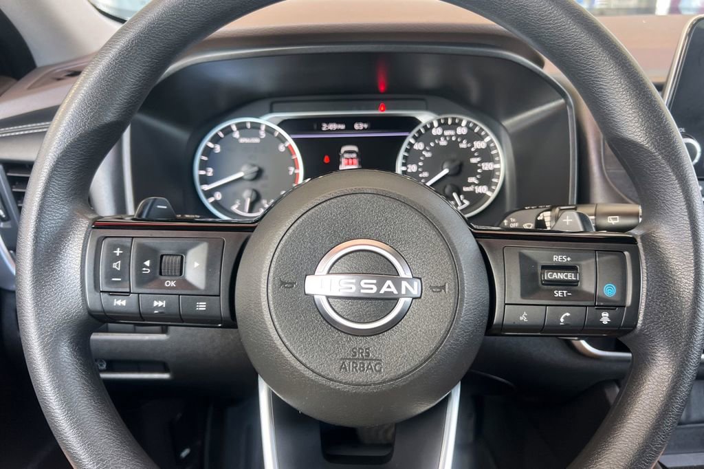 Used 2023 Nissan Rogue SV AWD/4WD image 25
