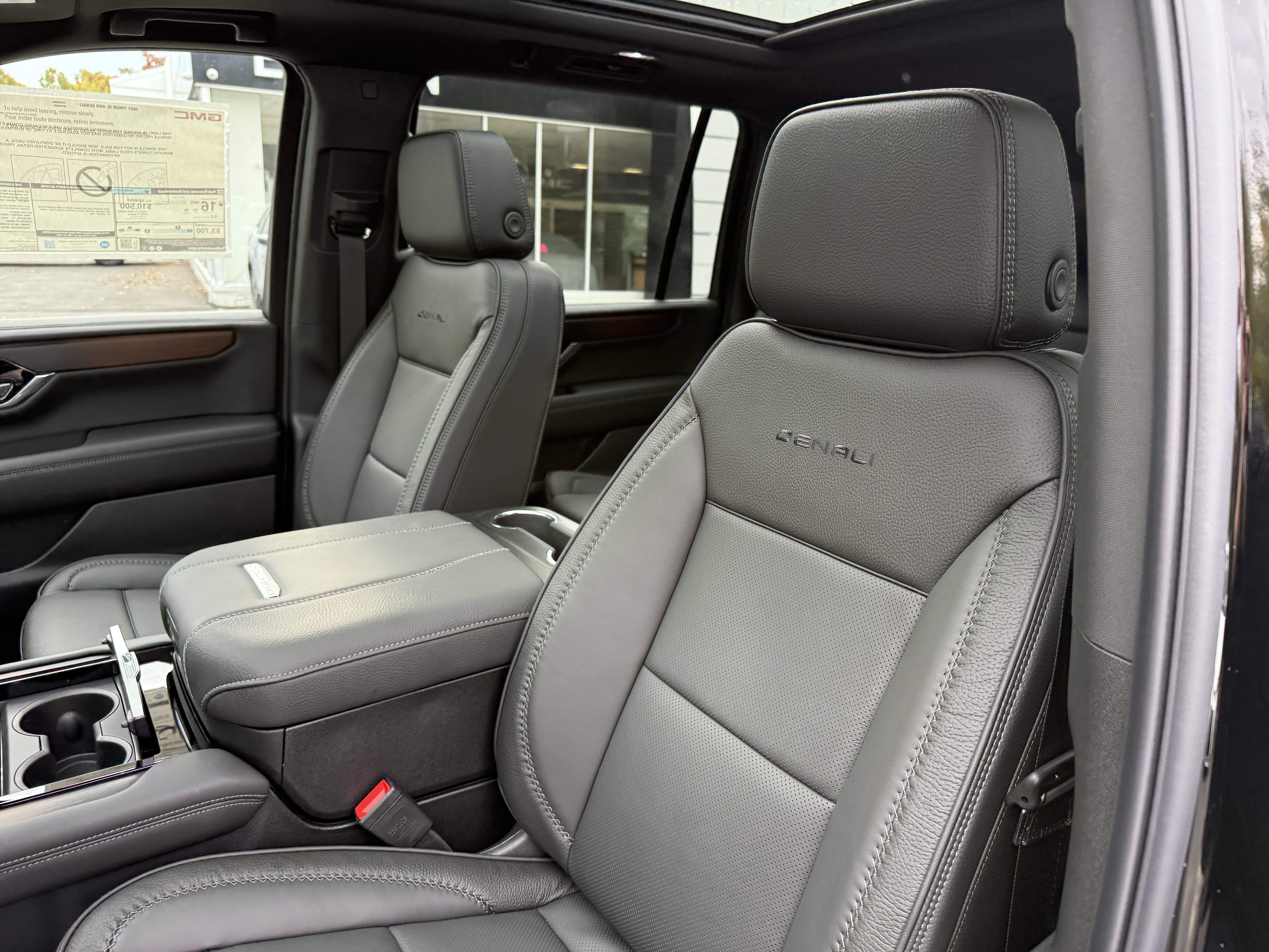 New 2027 GMC Yukon XL Denali AWD/4WD image 14