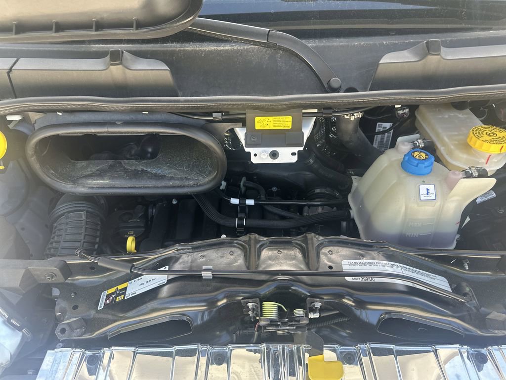 Used 2025 RAM ProMaster 2500 w/ Quick Order Package 22G SLT FWD image 12