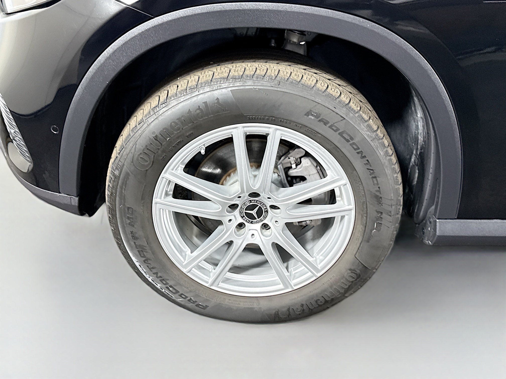 Used 2023 Mercedes-Benz GLC 300 4MATIC w/ Exclusive Trim Package image 38